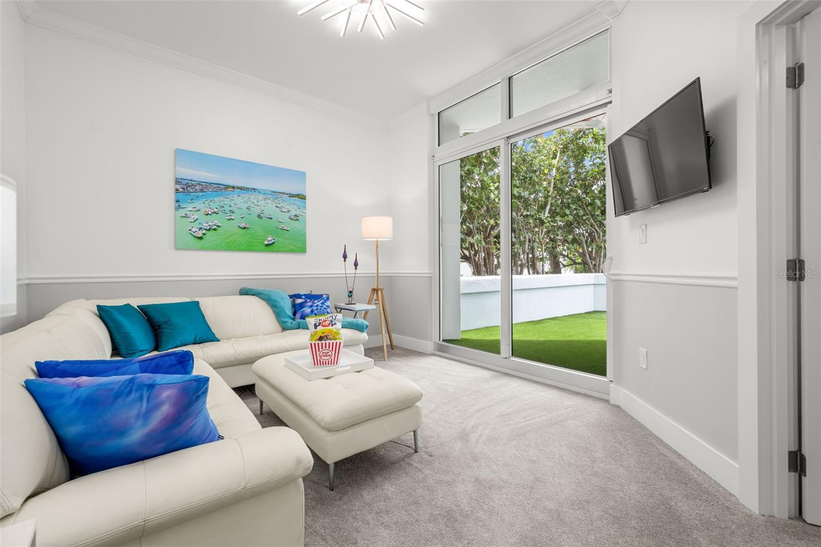 Image 52 of 84 For 988 Blvd Of The Arts  109