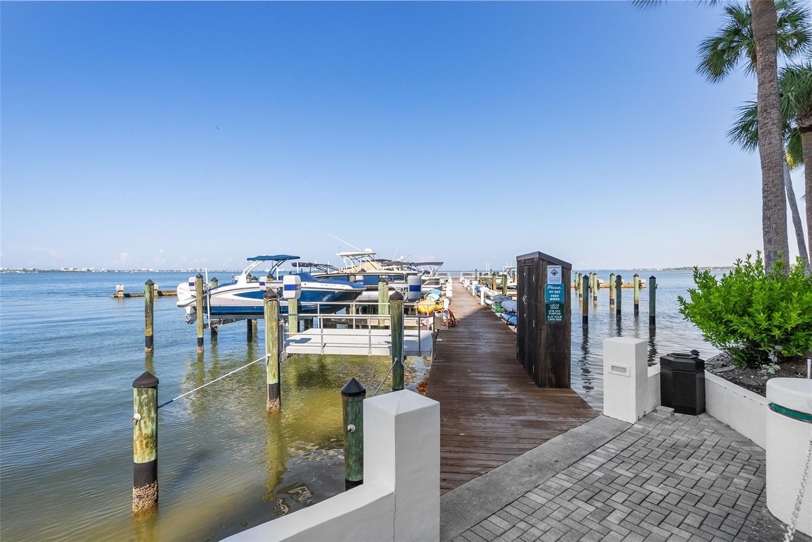 Image 60 of 84 For 988 Blvd Of The Arts  109