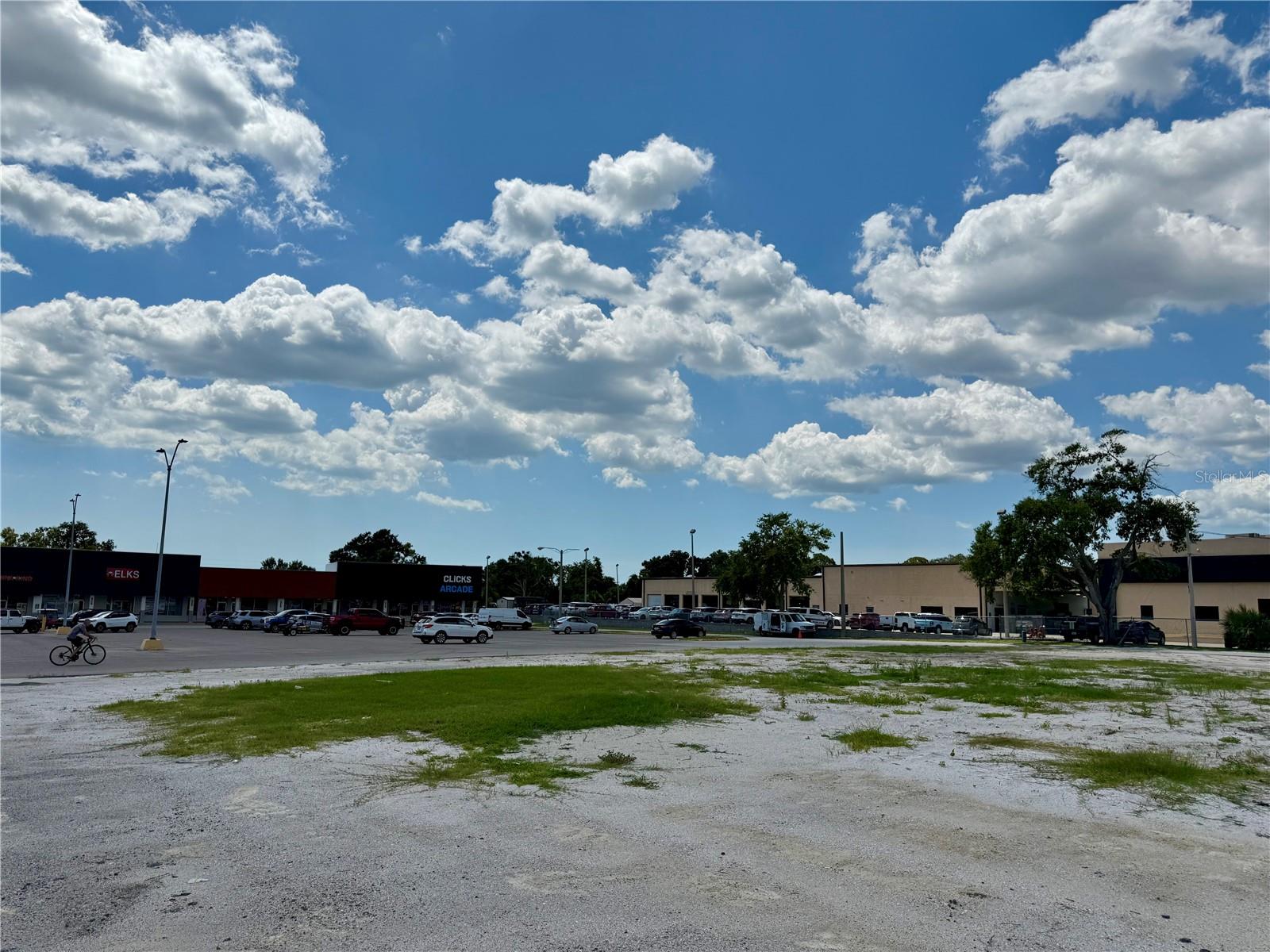 Image 4 of 19 For 6812 14th Street W