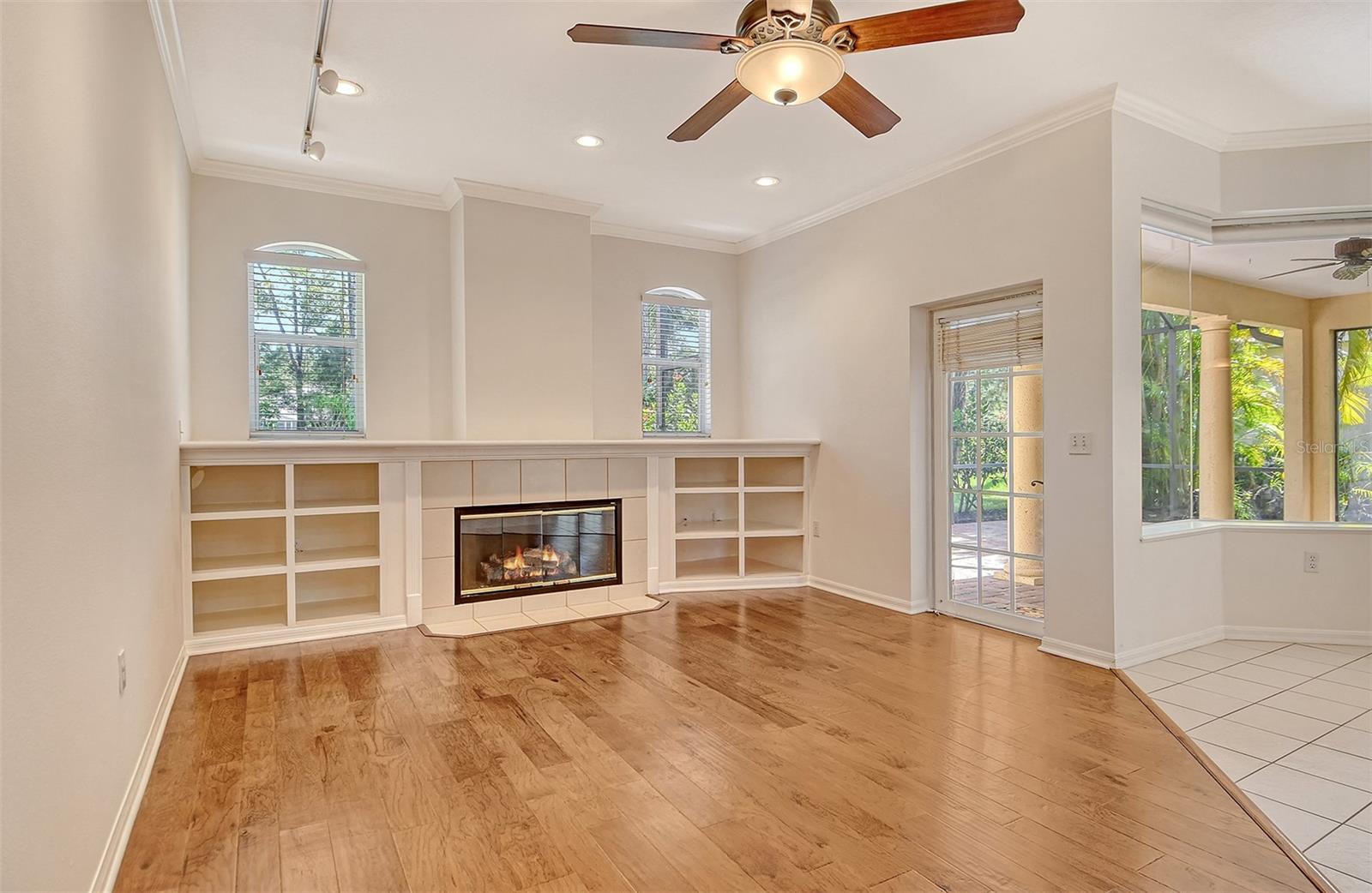Image 10 of 37 For 12113 Whistling Way