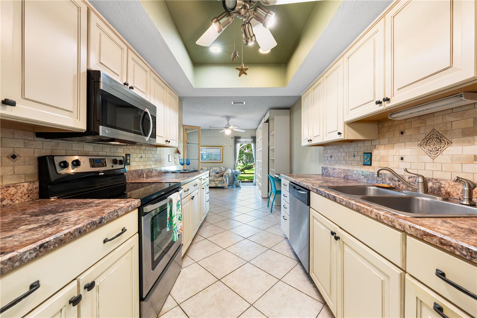 Image 11 of 54 For 3530 Wilkinson Woods Drive 14
