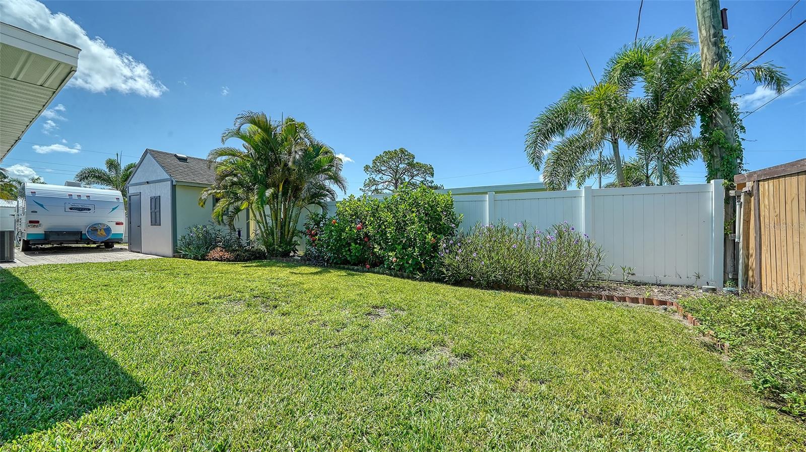 Image 37 of 54 For 5524 Antilles Drive