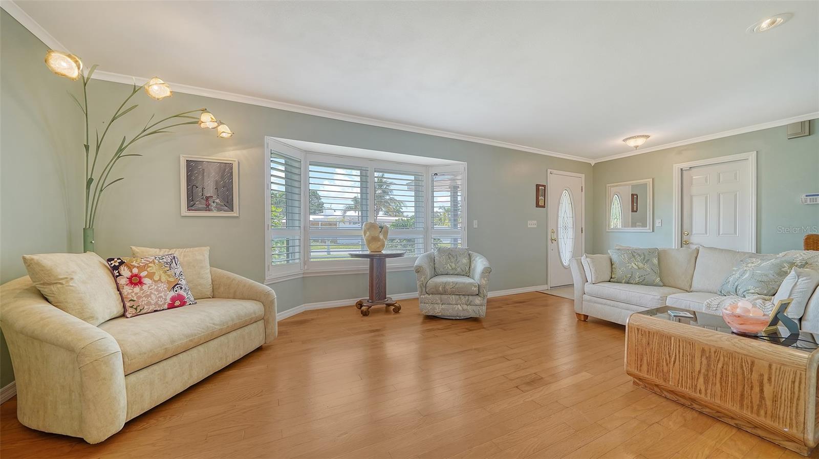 Image 6 of 54 For 5524 Antilles Drive