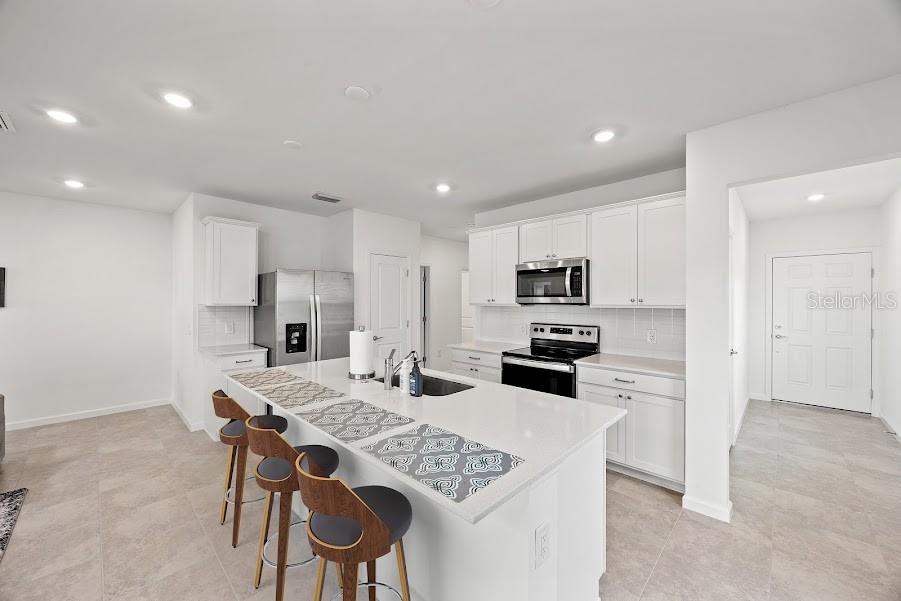 Image 5 of 24 For 6612 Silverstar Drive