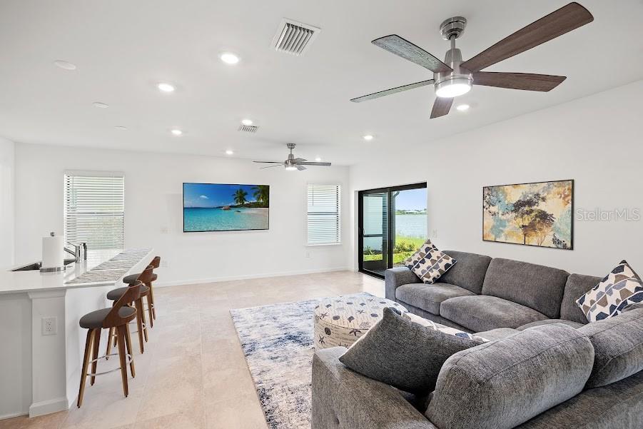 Image 6 of 24 For 6612 Silverstar Drive