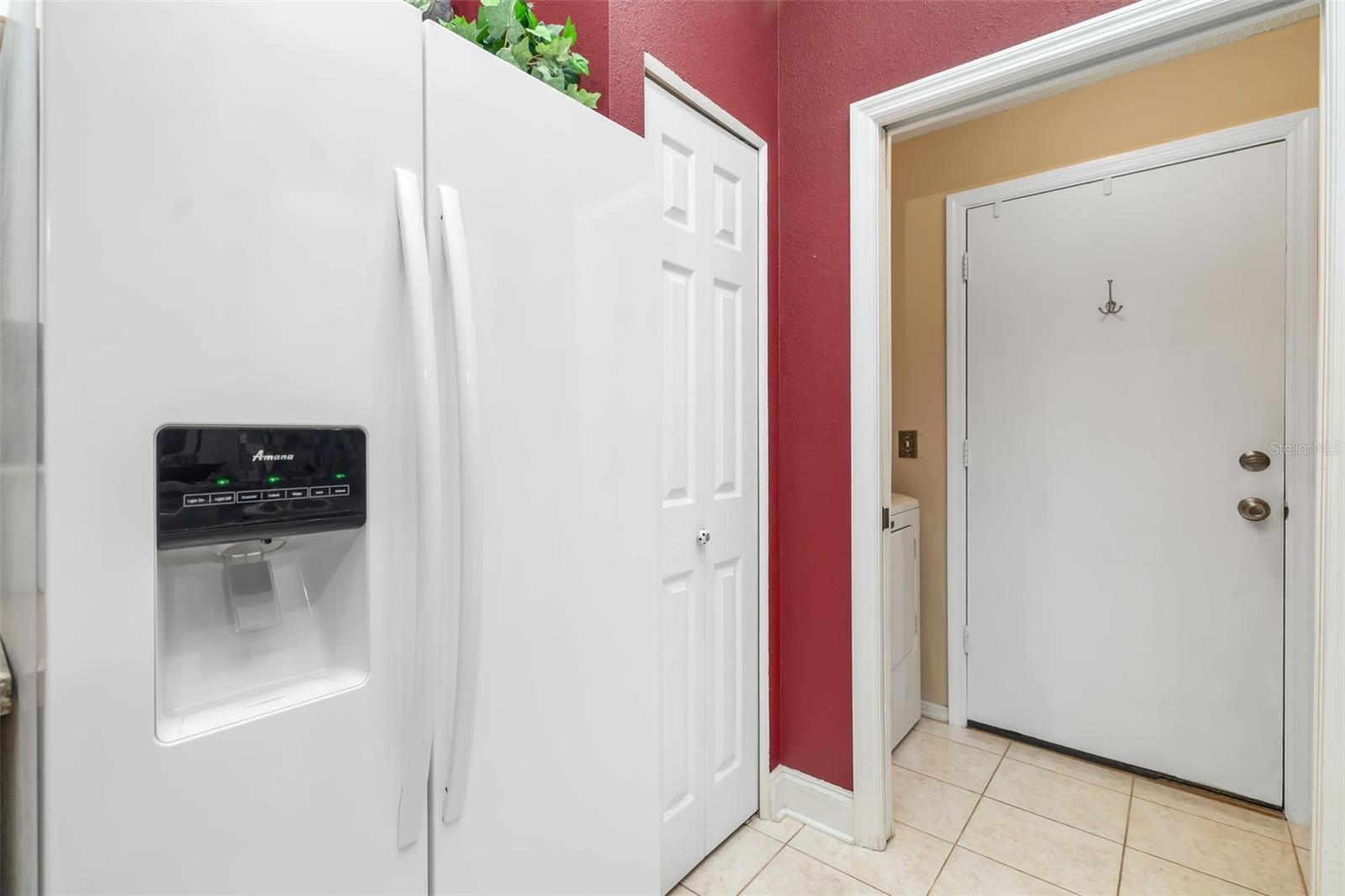 Image 18 of 76 For 2411 New Haven Circle 70
