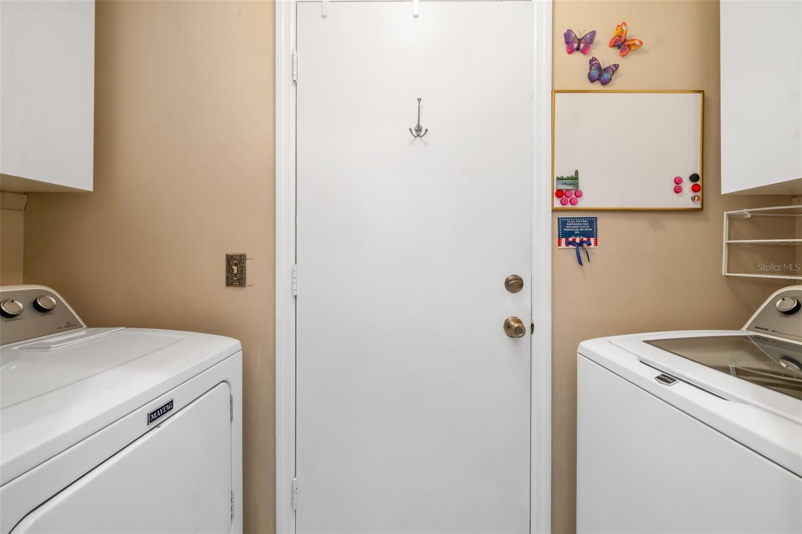 Image 19 of 76 For 2411 New Haven Circle 70