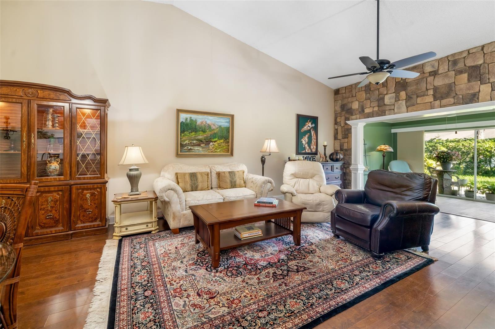 Image 8 of 76 For 2411 New Haven Circle 70