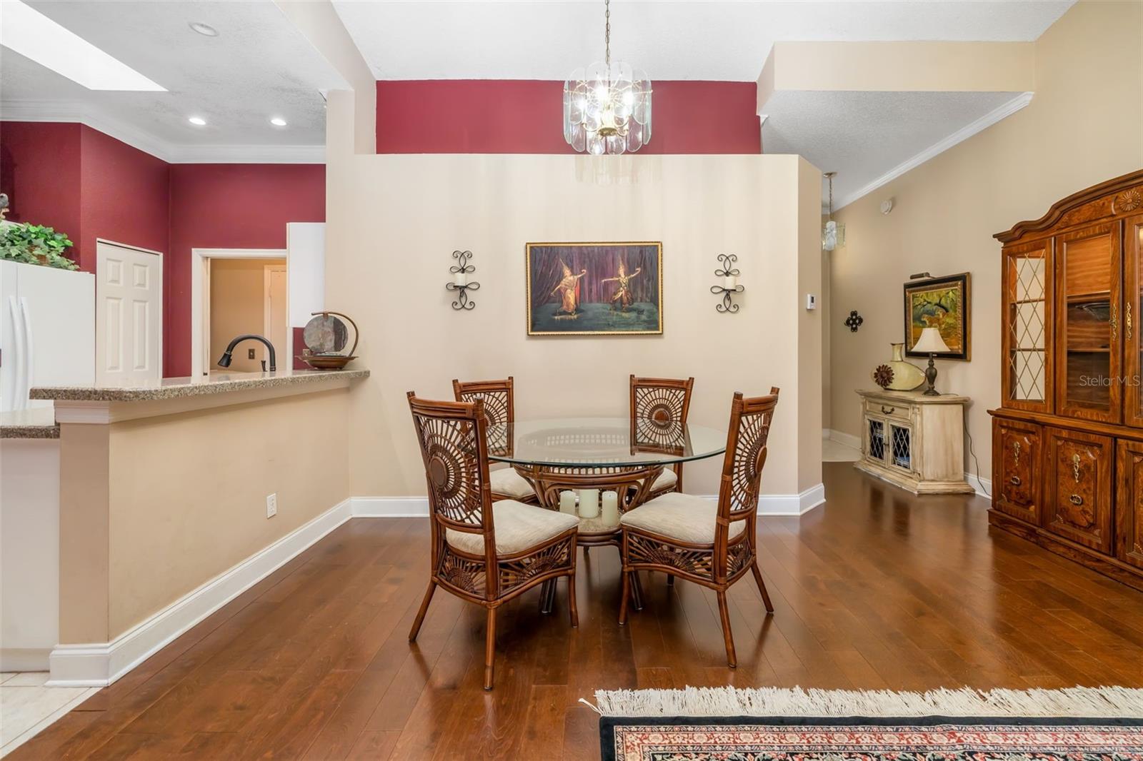 Image 9 of 76 For 2411 New Haven Circle 70