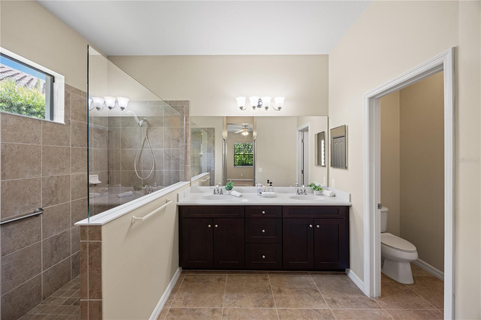 Image 29 of 72 For 7130 Westhill Court