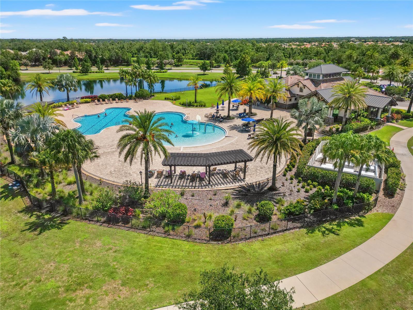 Image 38 of 72 For 7130 Westhill Court