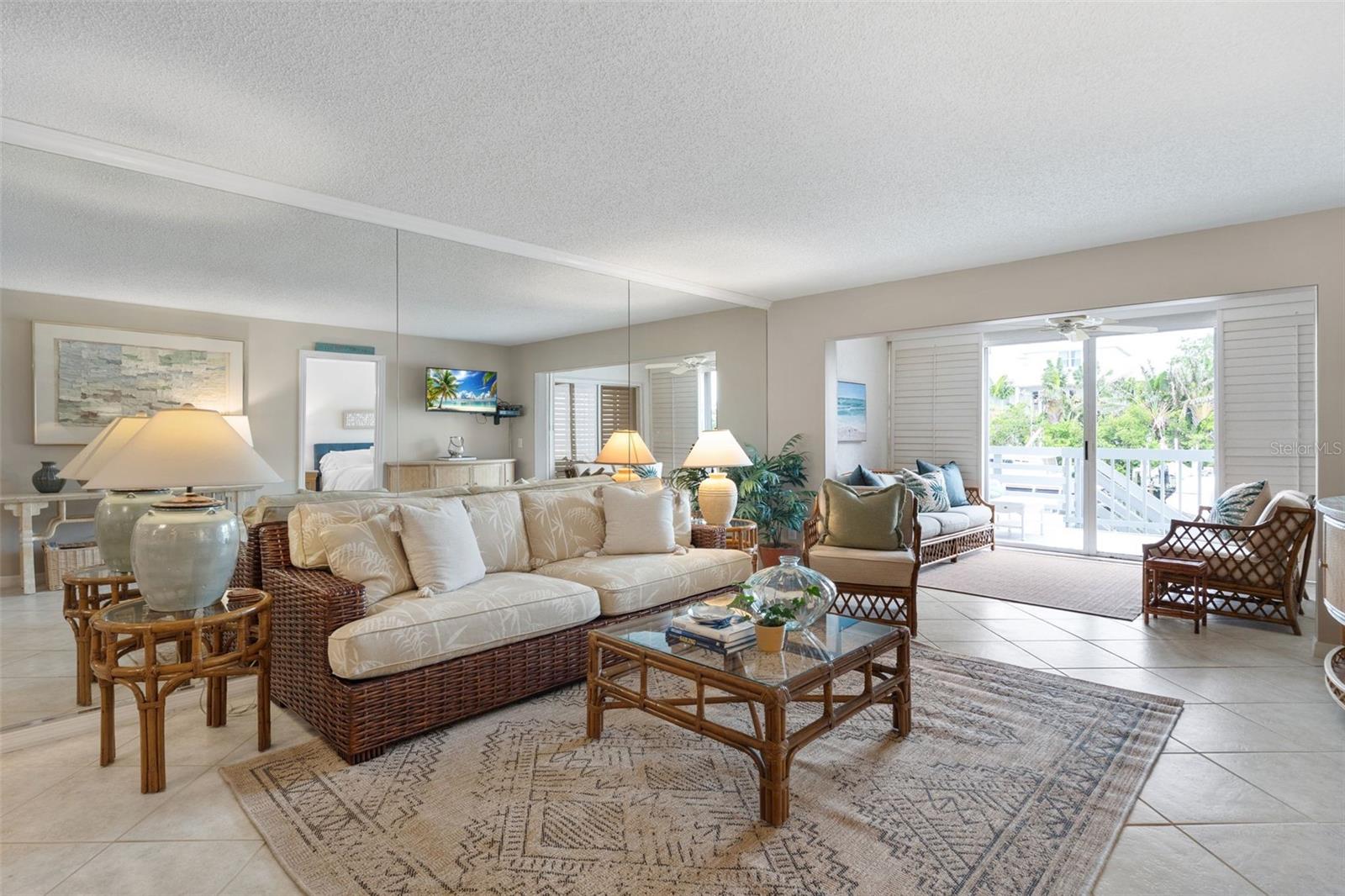 Image 10 of 42 For 1269 Dockside Place 115