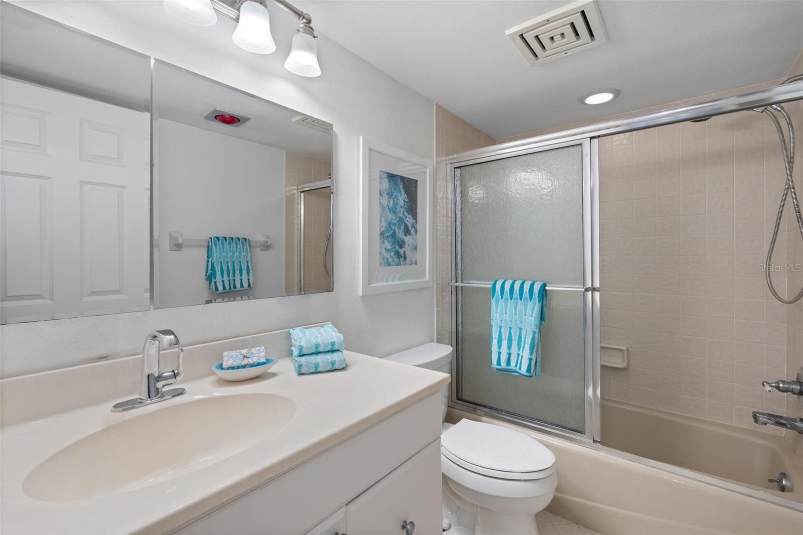 Image 24 of 42 For 1269 Dockside Place 115