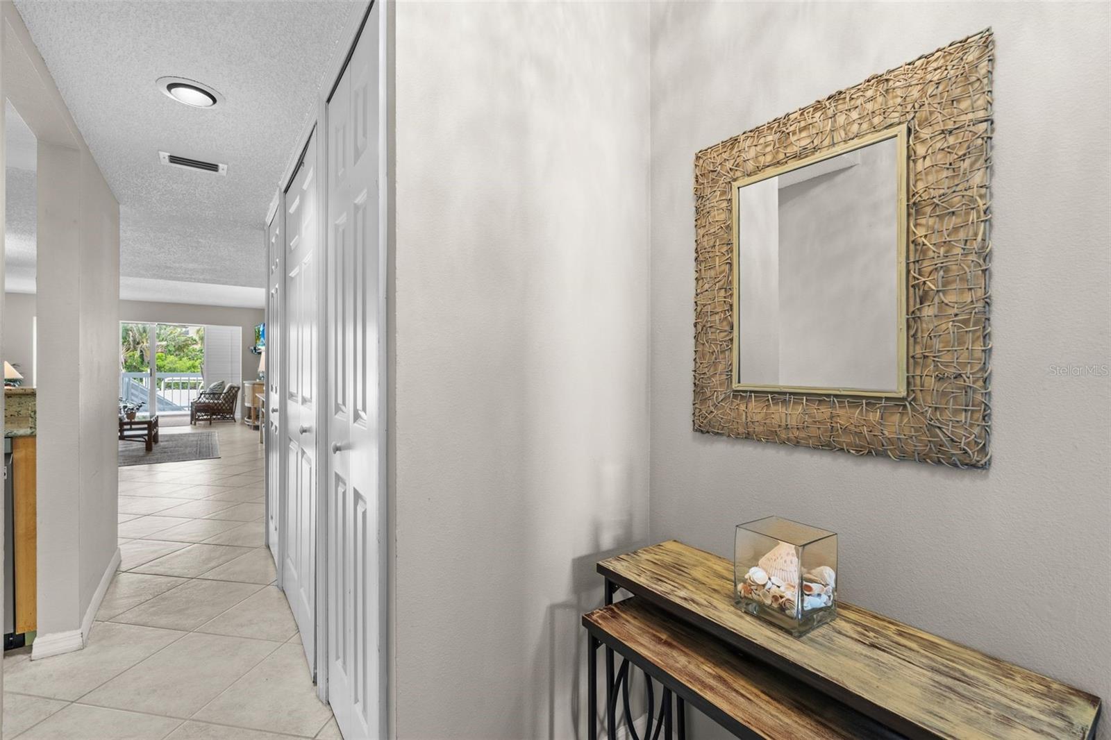 Image 3 of 42 For 1269 Dockside Place 115