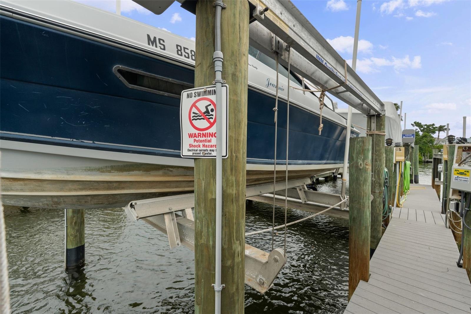 Image 32 of 42 For 1269 Dockside Place 115