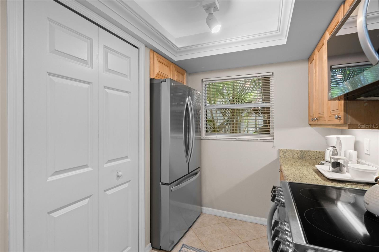 Image 6 of 42 For 1269 Dockside Place 115
