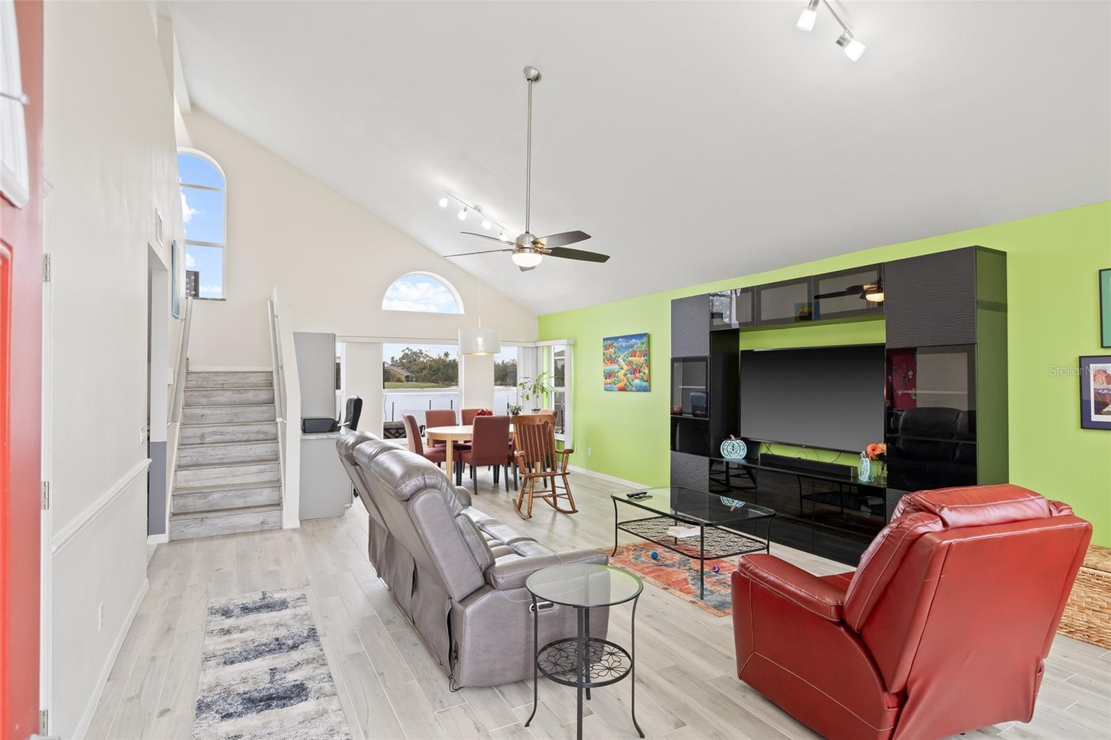 Image 12 of 69 For 1228 50th Street E