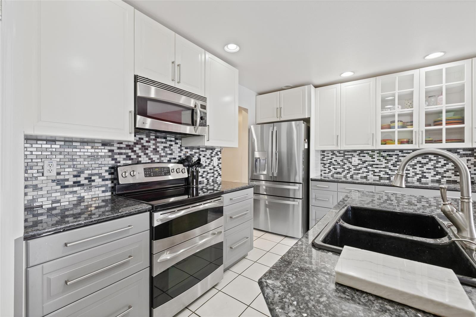Image 18 of 69 For 1228 50th Street E