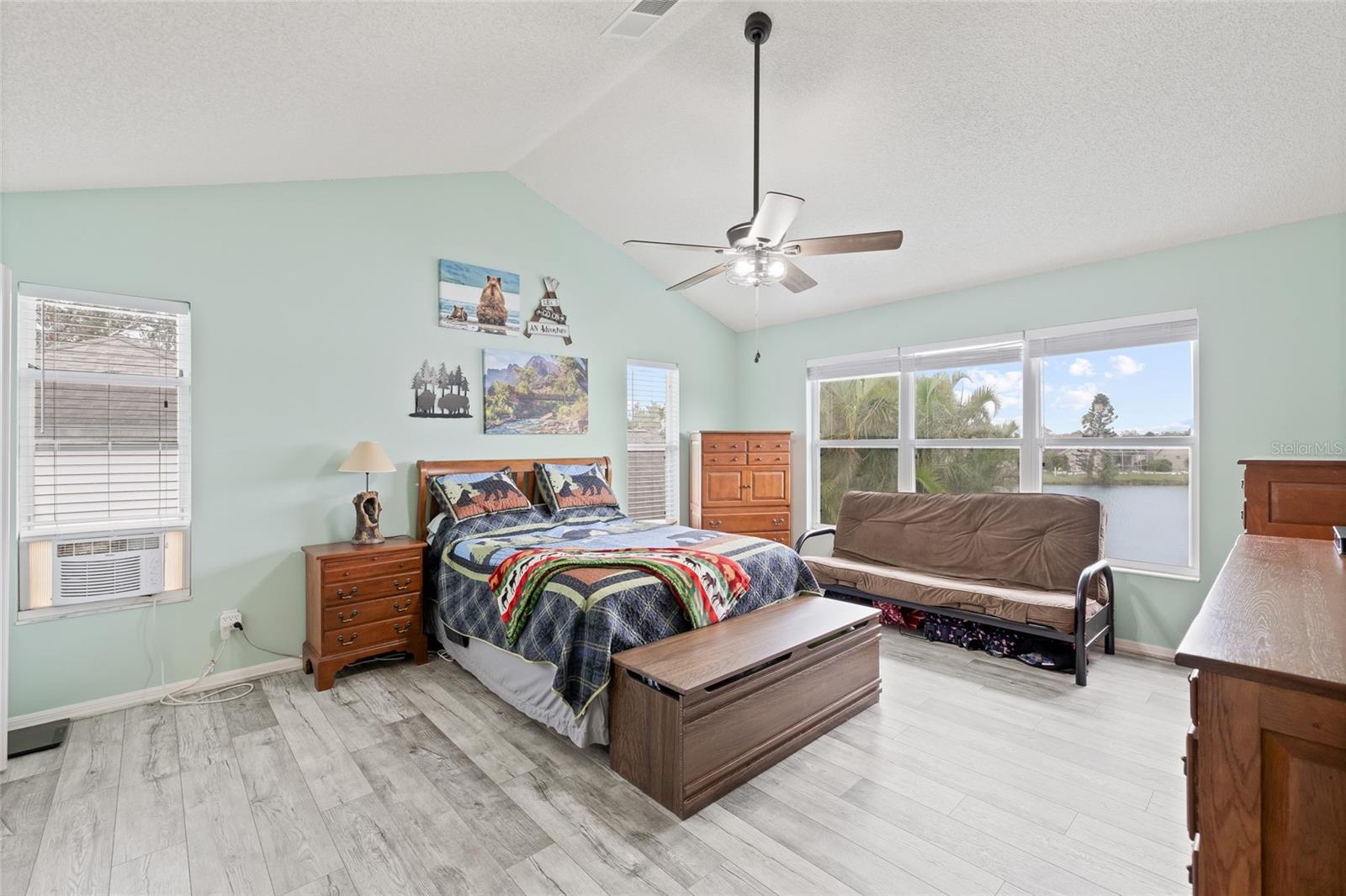 Image 39 of 69 For 1228 50th Street E
