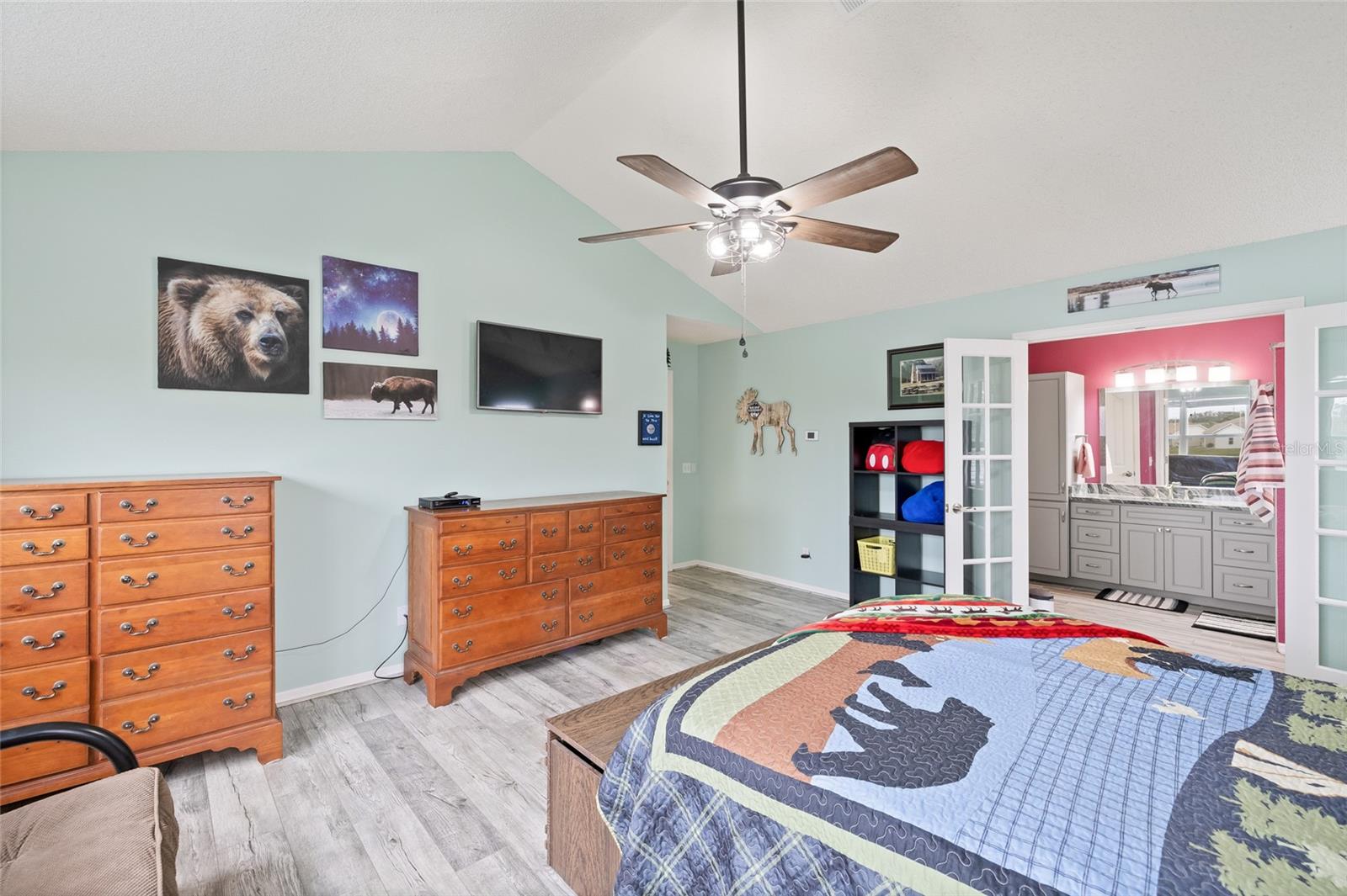Image 40 of 69 For 1228 50th Street E