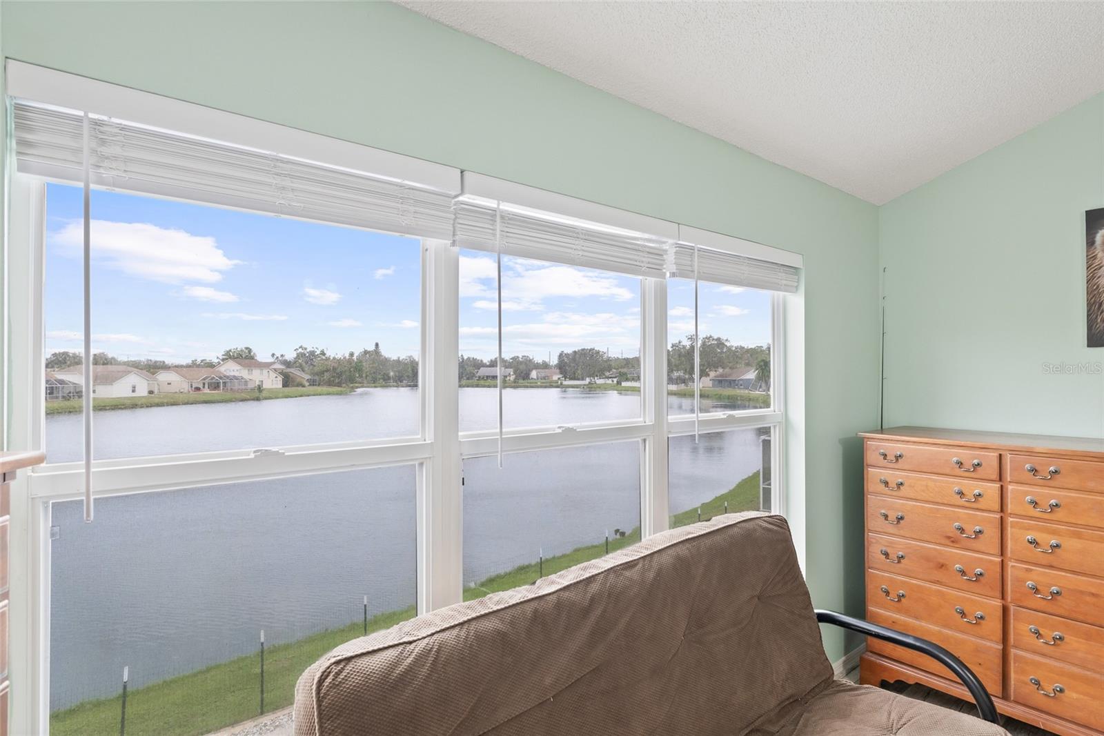 Image 41 of 69 For 1228 50th Street E