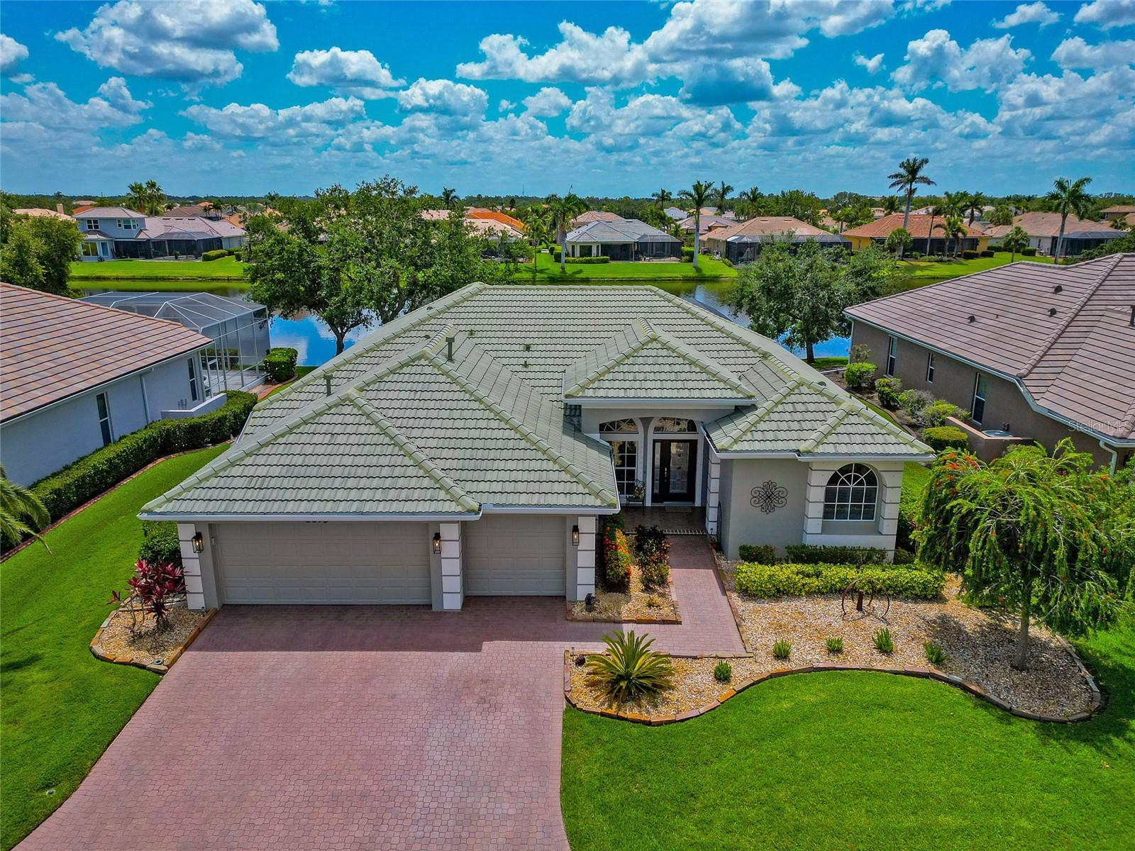 Details for 2875 Grazeland Drive, SARASOTA, FL 34240