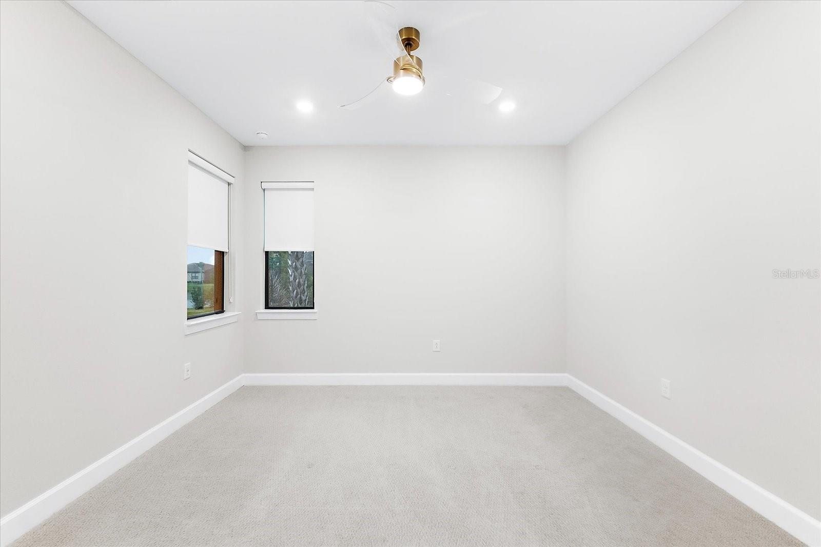 Image 20 of 100 For 7661 Summerland Cove