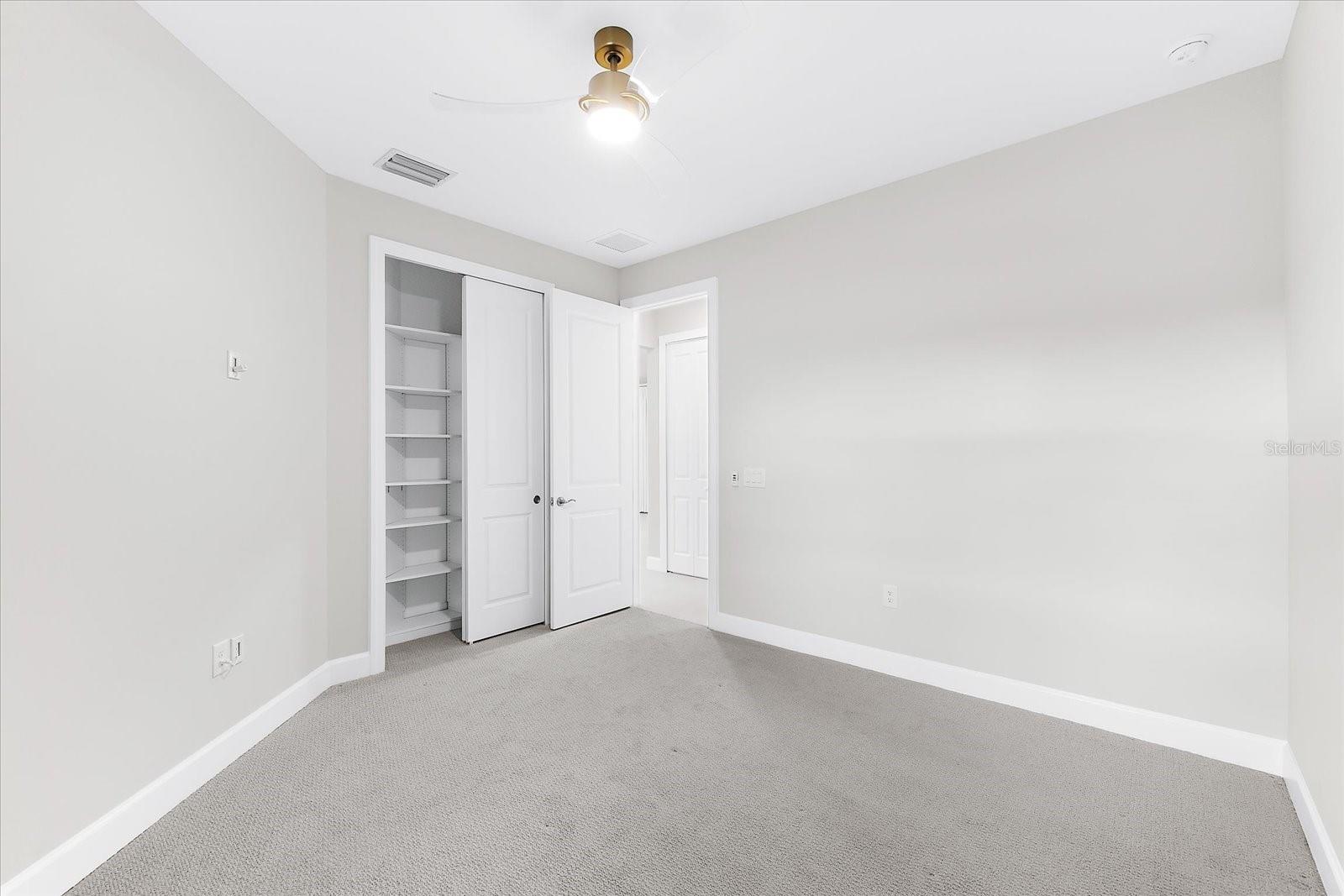 Image 33 of 100 For 7661 Summerland Cove