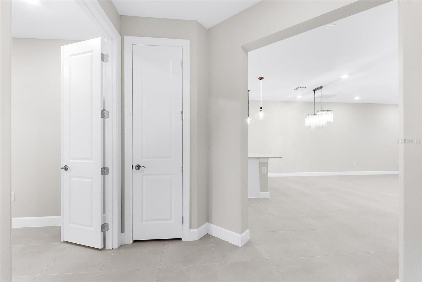 Image 5 of 100 For 7661 Summerland Cove