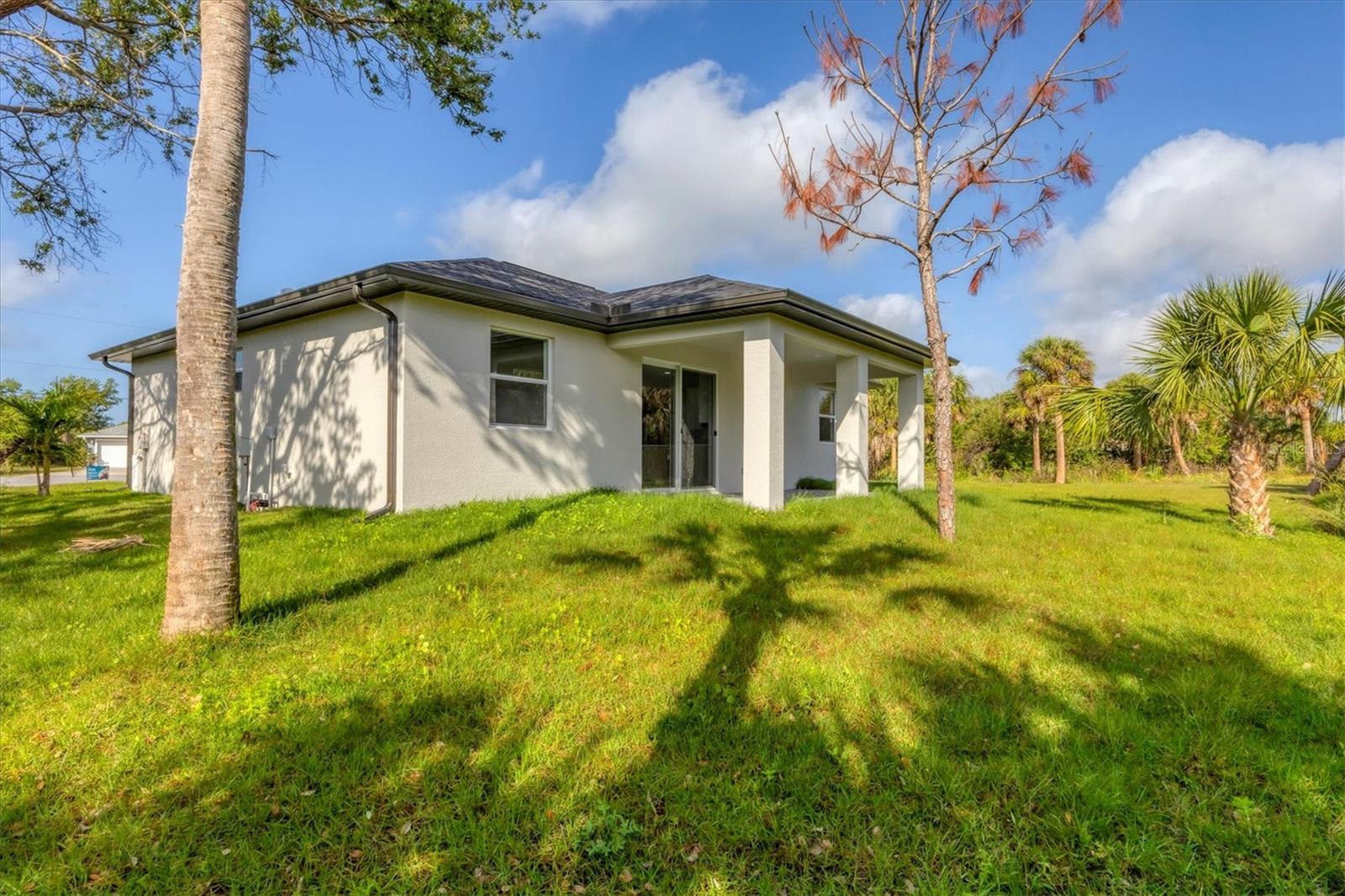 Listing photo id 30 for 102 Arrow Lane