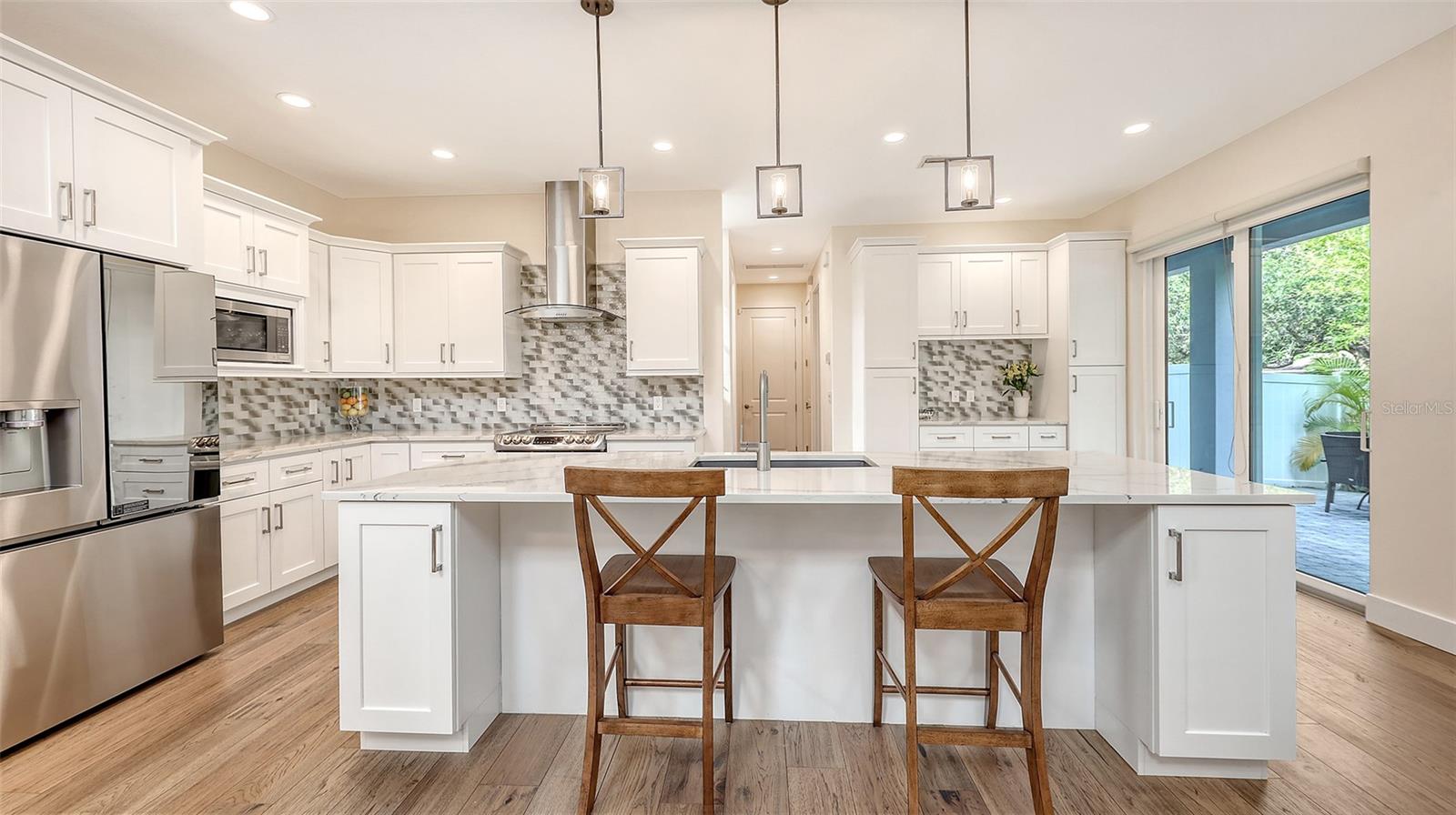 Image 14 of 66 For 2410 Prospect Street