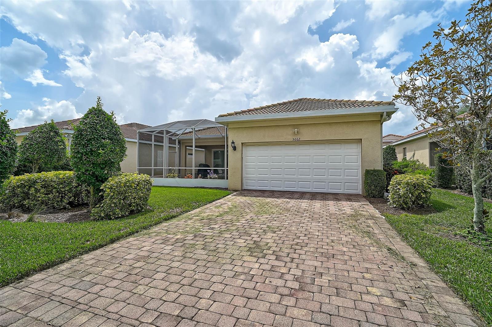 Image 30 of 43 For 5662 Fossano Drive
