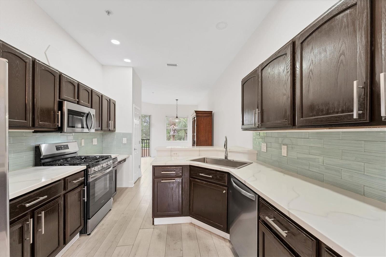 Image 12 of 50 For 8261 Miramar Way 8261