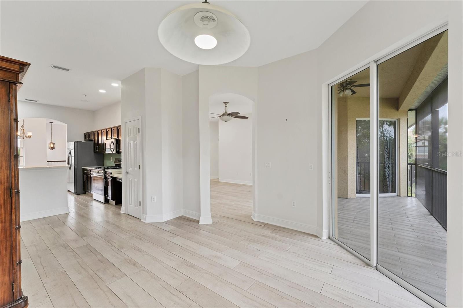 Image 18 of 50 For 8261 Miramar Way 8261