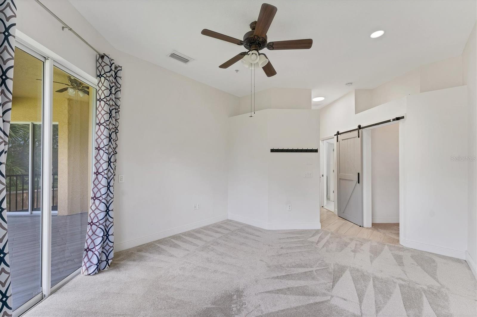 Image 22 of 50 For 8261 Miramar Way 8261
