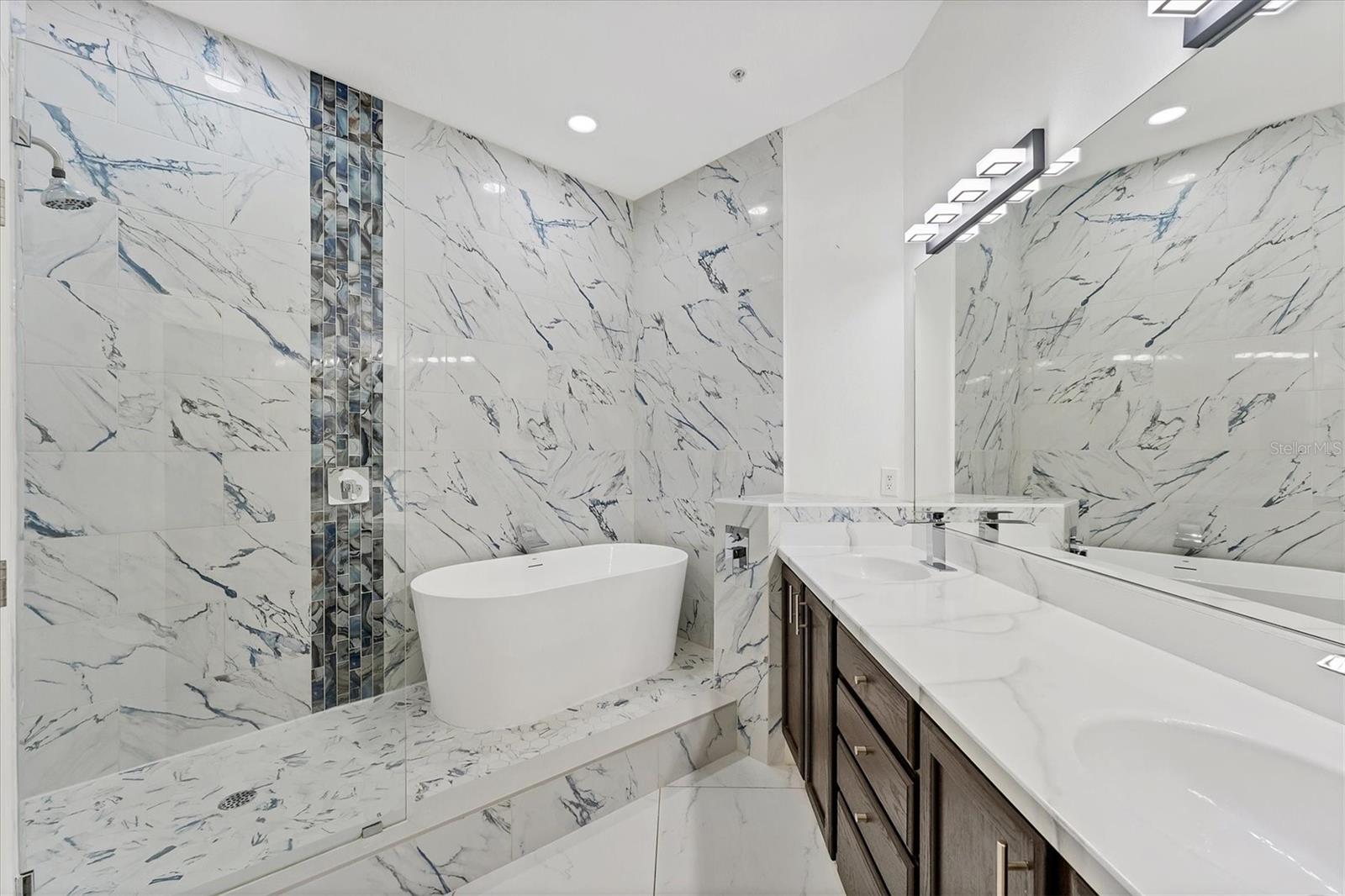 Image 27 of 50 For 8261 Miramar Way 8261