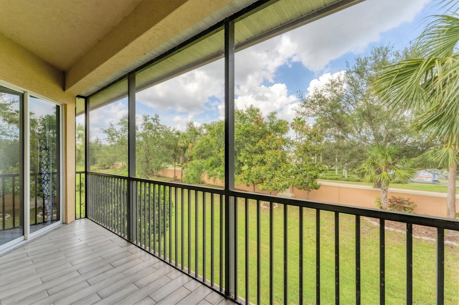 Image 42 of 50 For 8261 Miramar Way 8261