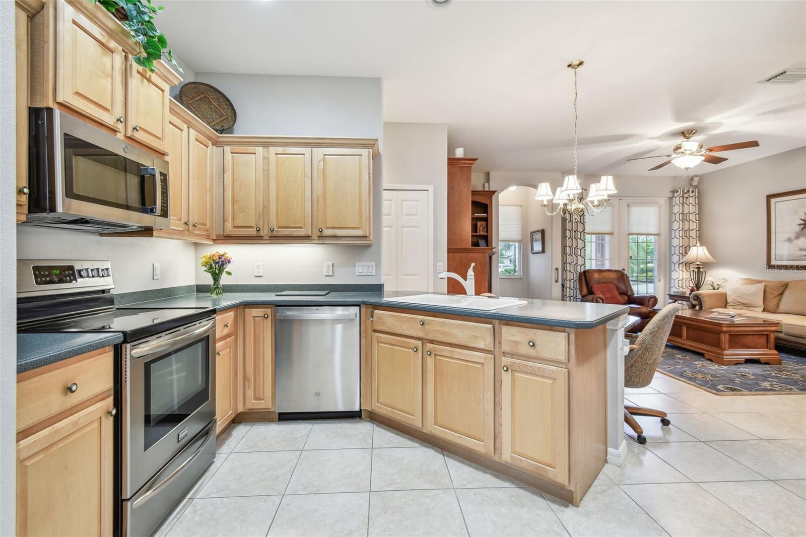 Image 27 of 67 For 1415 Millbrook Circle