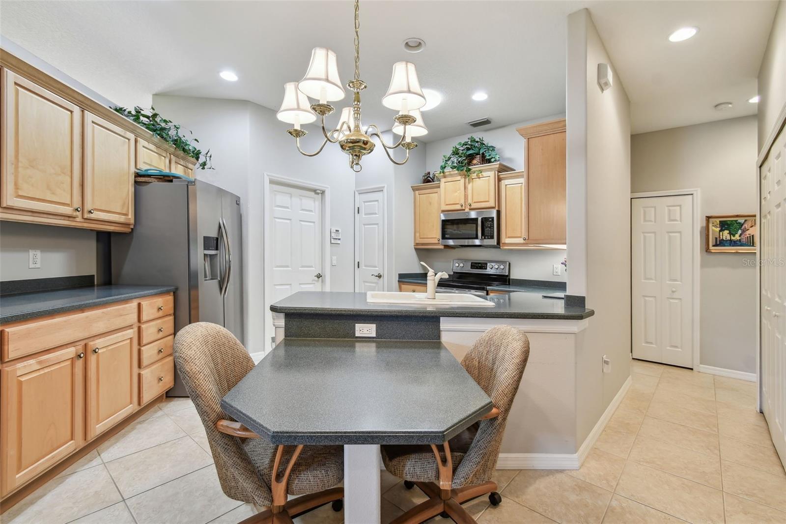 Image 32 of 67 For 1415 Millbrook Circle