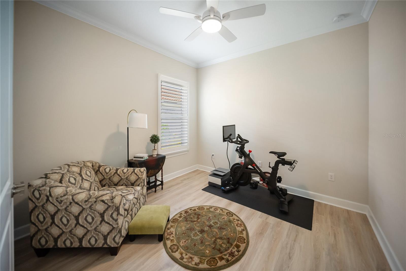 Image 30 of 95 For 4735 Cassio Court