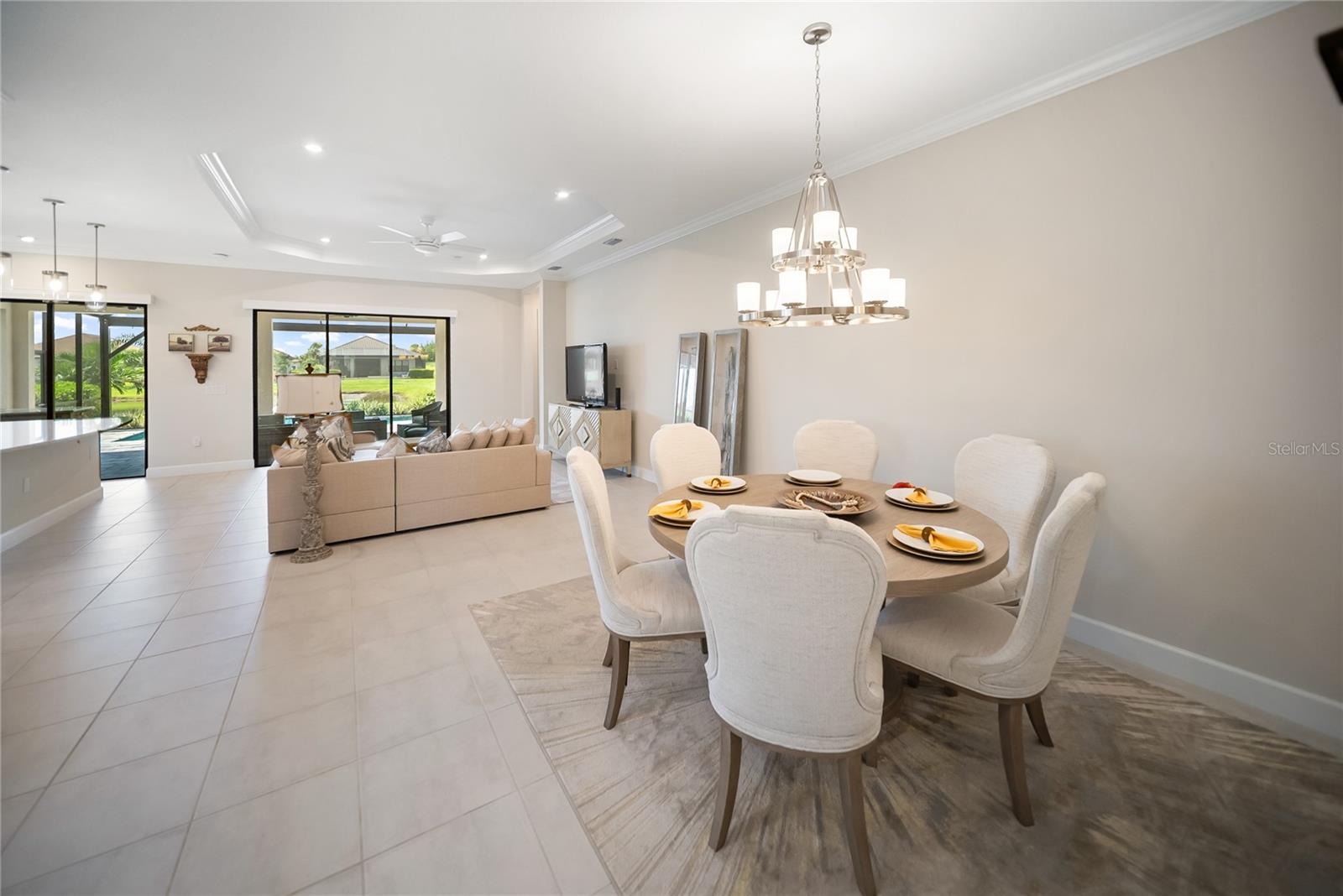 Image 37 of 95 For 4735 Cassio Court