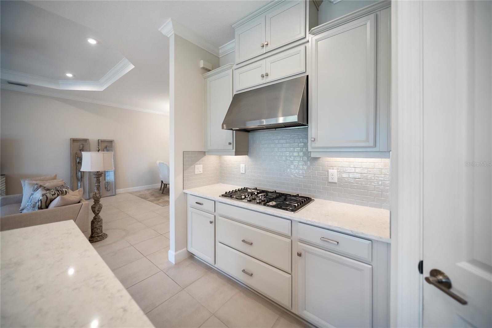 Image 47 of 95 For 4735 Cassio Court