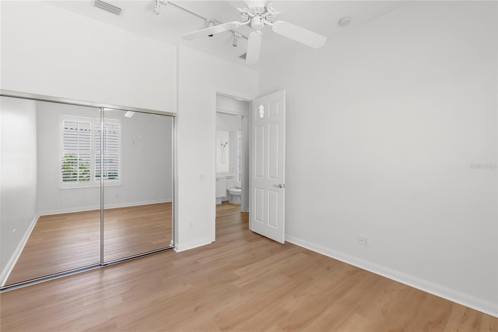 Image 22 of 40 For 5779 Wilena Place