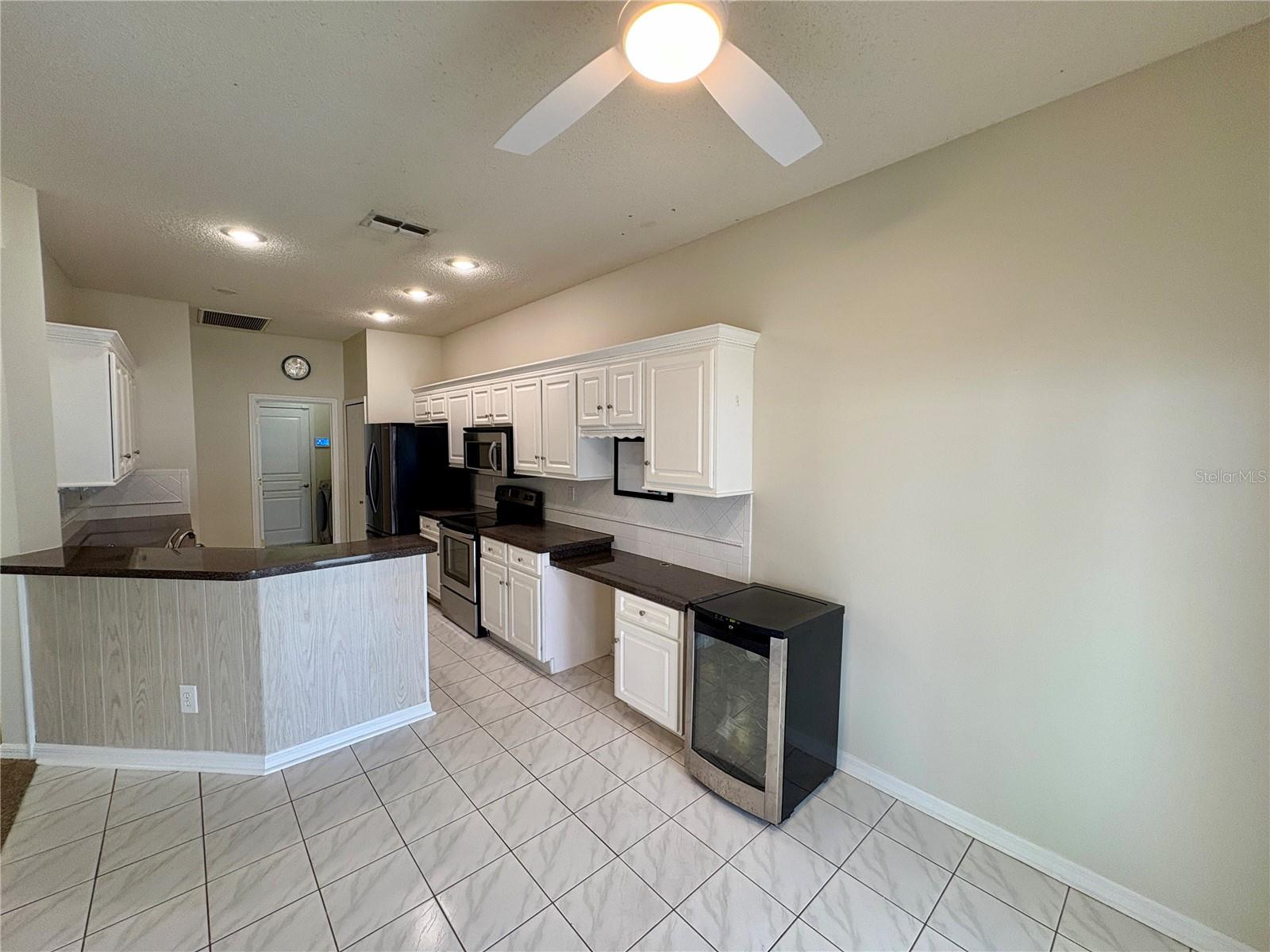 Image 12 of 31 For 4652 56th Terrace E