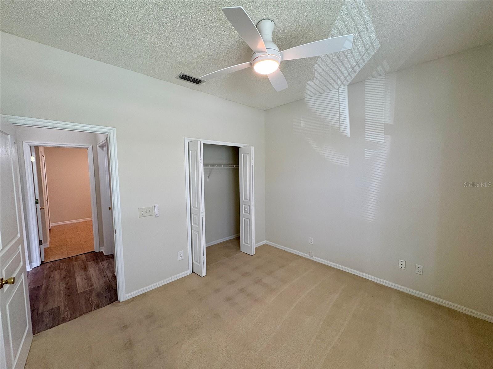 Image 4 of 31 For 4652 56th Terrace E