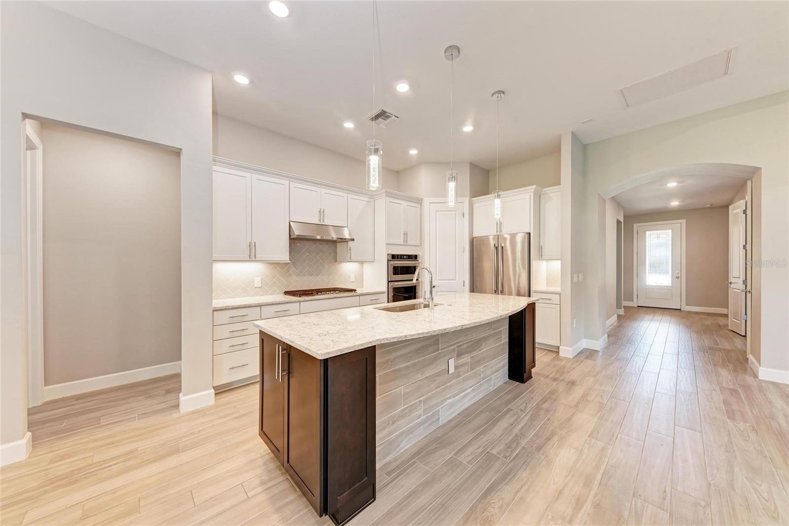 Image 11 of 65 For 7781 Grande Shores Drive