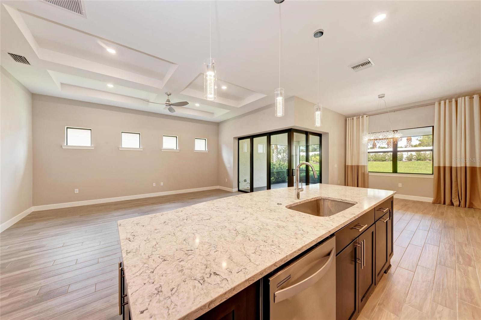 Image 14 of 65 For 7781 Grande Shores Drive
