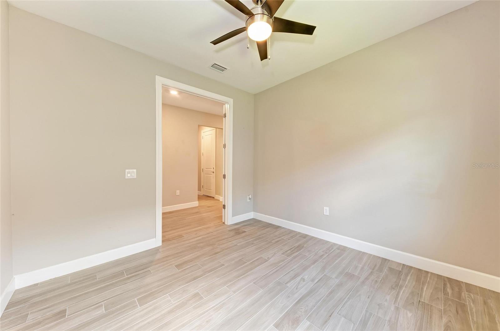 Image 30 of 65 For 7781 Grande Shores Drive