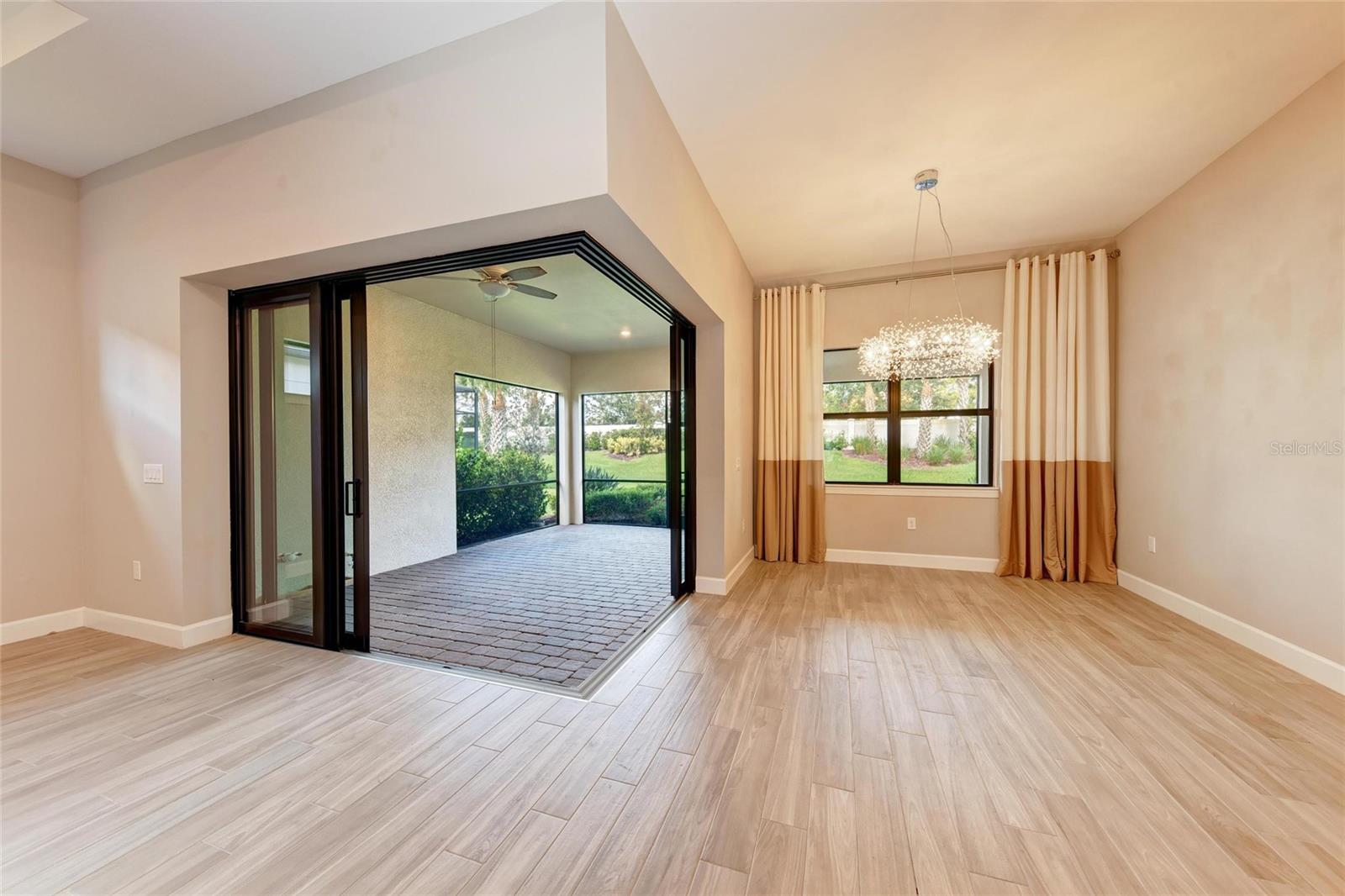Image 37 of 65 For 7781 Grande Shores Drive