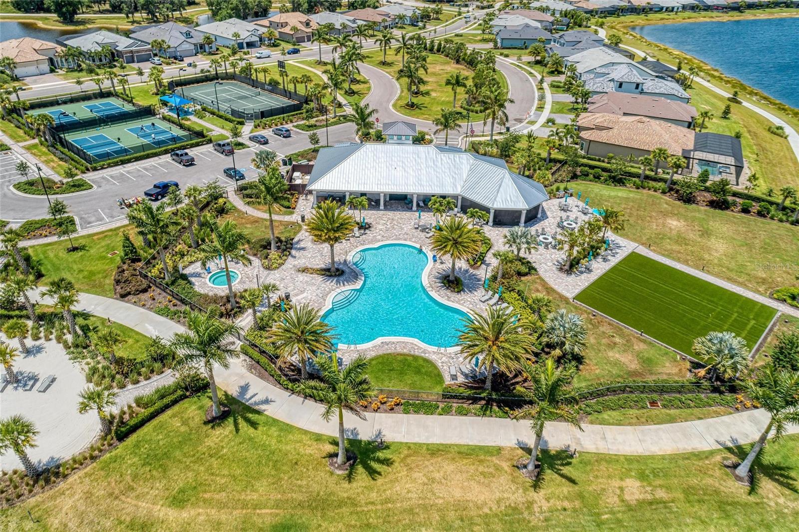 Image 47 of 65 For 7781 Grande Shores Drive